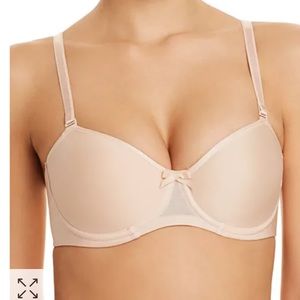 NWT Chantelle silicone free bra size 32D